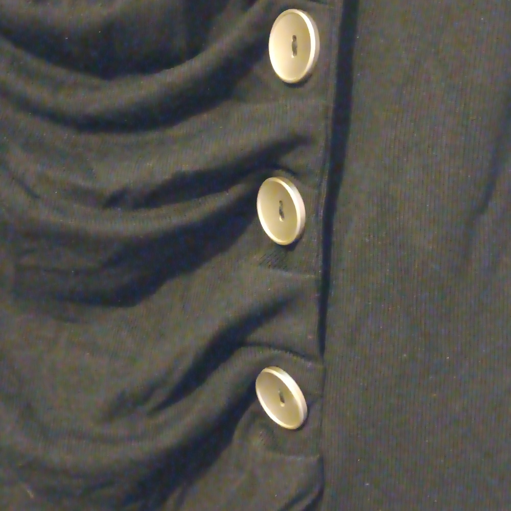 NWOT PattyBoutik Side Button Sweater - M - Picture 4 of 4